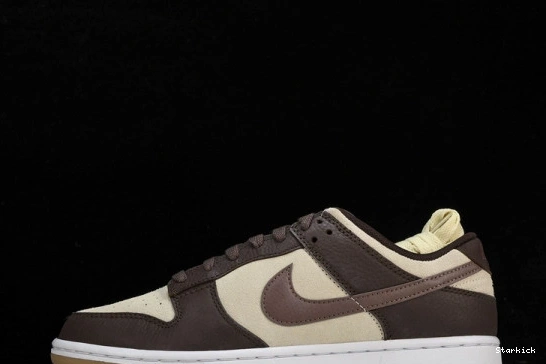 Plum Low Dunk  Eclipse Nike FJ4734-100 0907
